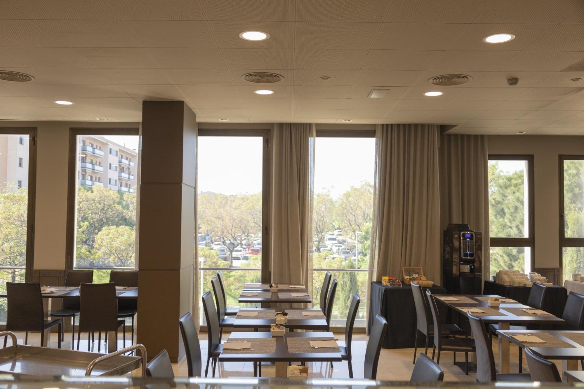 Best Western Premier Cmc Hotel 4*